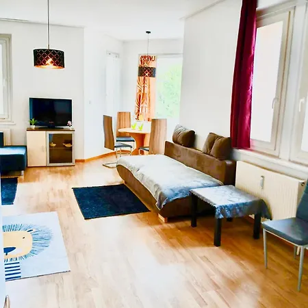 Apartment Anybody 2 *